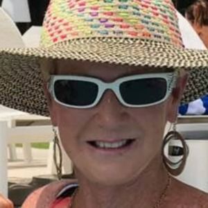 Meet your Posher, Debbie